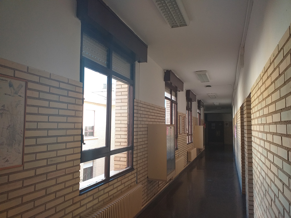 Sustitución de huecos para el colegio de Ribaforada