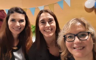 Diana, Mirabela y Vesselina han abierto una academia de inglés en Tudela