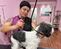 “Menos pelos”, nueva peluquería canina y felina en Tudela