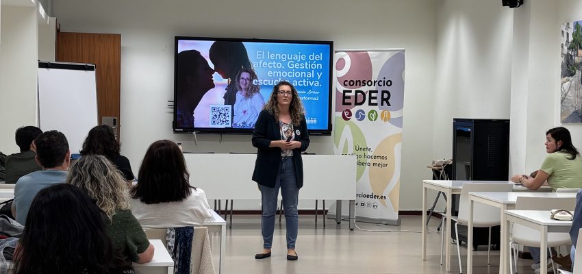 Avanza el Taller dirigido a familias con menores preadolescentes y adolescentes sobre factores de protección